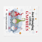 Holiday Gnomes Personalisierte Weihnachtsfamilie Fleecedecke (Vorderseite (Horizontal))