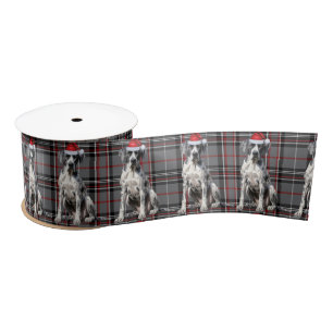 Holiday Great Dane Hund auf Red and Gray Kariert Satinband