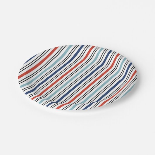 Holiday Modern Stripteppichplatte Pappteller (Schrägansicht)