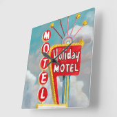 Holiday Motel Sign Quadratische Wanduhr (Winkel)