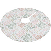 Holiday Sayings & Symbols in Soft Seasonal Tones Polyester Weihnachtsbaumdecke (Schrägansicht)
