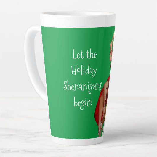 Holiday Shenanigans Retro Pinup Weihnachten Milchtasse (Linke Ecke)