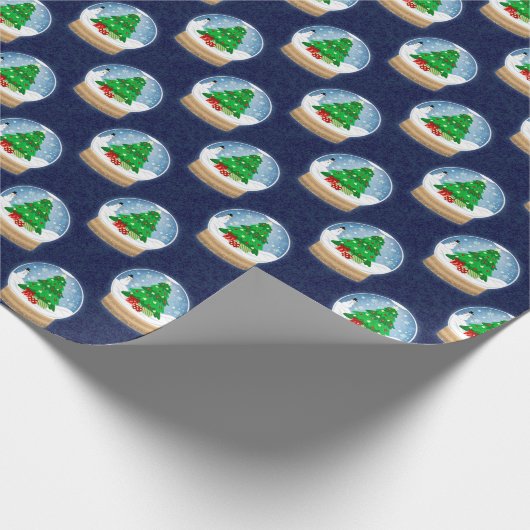 Holiday Snow Globe Christmas Tree Pattern Geschenkpapier (Ecke)