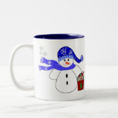 Holiday Snowman mit Süßigkeiten Zweifarbige Tasse (Links)