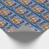 Holiday Snowmen Melting Around a Campfire Geschenkpapier (Ecke)