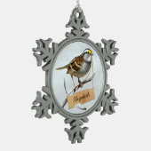 Holiday White throated Spatz Anpassungsname Schneeflocken Zinn-Ornament (Links)