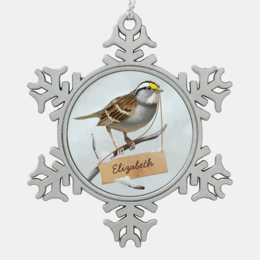 Holiday White throated Spatz Anpassungsname Schneeflocken Zinn-Ornament (Vorderseite)