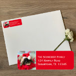 Holland Lop Bunny Rabbit Christmas Label<br><div class="desc">Diese bezaubernden Rücksendeadressen-Aufkleber sind mit einem Hollandhase und einem Hasen versehen. Das niedliche Kaninchenfoto erscheint im verlassen,  und Ihre Adresse erscheint in Weiß auf einem roten Hintergrund. Das Design ist perfekt für Weihnachten,  da das Kaninchen eine Weihnachtsmannmütze trägt. Copyright peachesthetuxedocat</div>