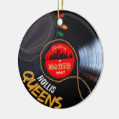 Hollis Queens Keramik Ornament (Links)