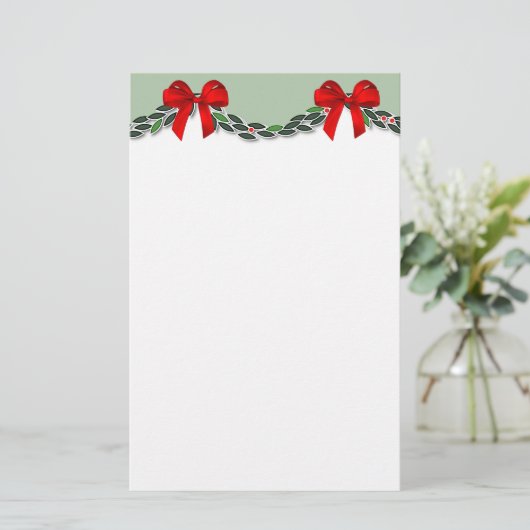 Holly and Red Bow Christmas Briefpapier (Stehend Vorderseite)