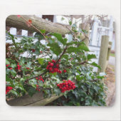 Holly Berries and Fence - Martha's Vineyard Mousepad (Vorne)