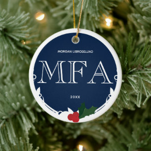 Holly Berry Blue White MFA Abschluss Name Year Keramik Ornament