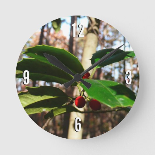 Holly Blätter I Holiday Botanical Runde Wanduhr (Vorderseite)