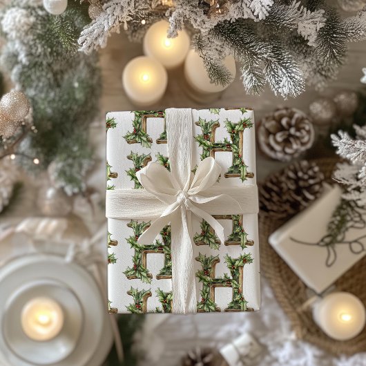 Holly Letter H Christmas Geschenkpapier