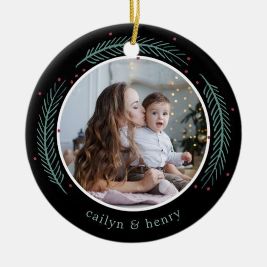 Holly & Pine Foto Keramik Ornament (Vorne)