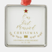 Holly zweigt unsere ersten Verheirateten Weihnacht Ornament Aus Metall (Vorne)