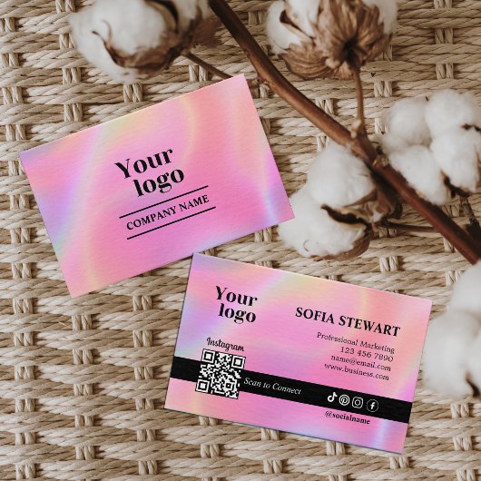 Holografischer Ästhetiker scannt, um Instagramm zu Visitenkarte