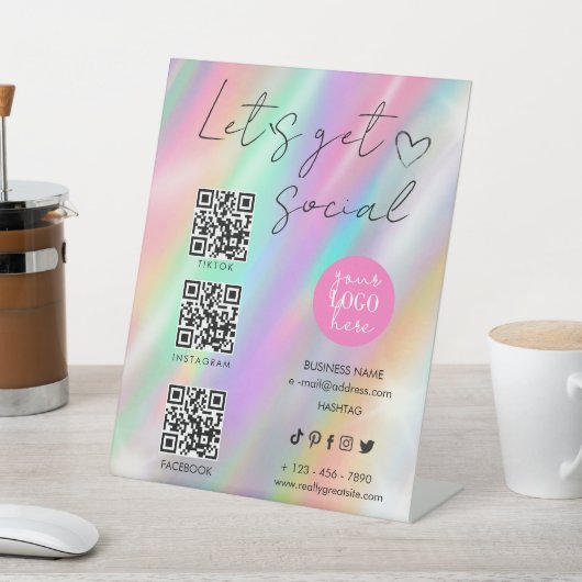Holographic Pastel Makeup Artist Social Template Sockelschild (In SItu)