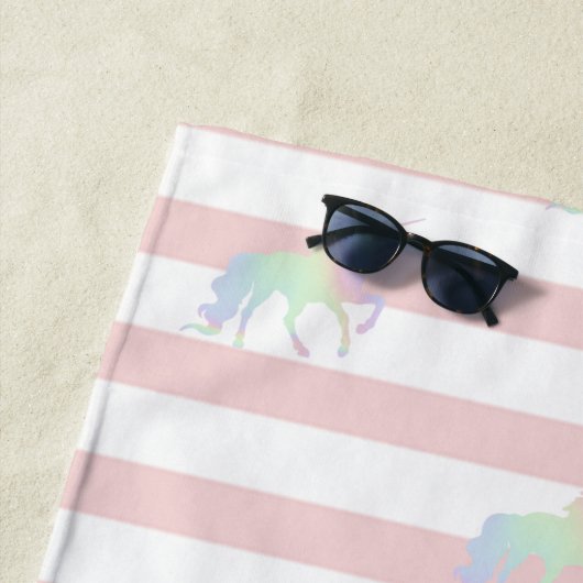 Holographische Einhornstreifen Personalisiert Strandtuch (Beispiel)