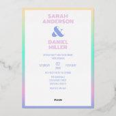 Holographische Gradient Monogram Silver Foil Weddi Folieneinladung (Rückseite)