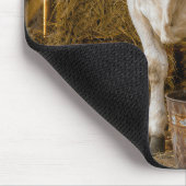 Holstein-Kuh steht in einem rostigen Eimer Mousepad (Ecke)