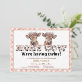 Holy Cow Twins Baby Shower Cowgirl einladen Einladung (Stehend Vorderseite)