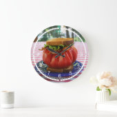 Holy Tomato! Große Wanduhr (Zuhause)