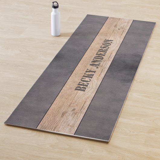 Holz auf dunklem Hintergrund, Name Yogamatte (Beispiel)