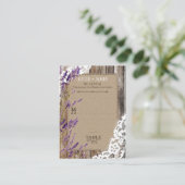 Holz Lavendel und Spitzen Rustikale Hochzeitsfeier Platzkarte (Stehend Vorderseite)