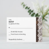 Holz und Spitzen RSVP Karte (Stehend Vorderseite)
