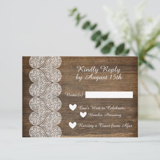 Holz und Spitzen UAWG für eine rustikale Hochzeit Einladung (Stehend Vorderseite)