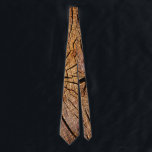 Holzblock Krawatte<br><div class="desc">Rustikaler Holzschnitt.</div>