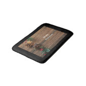 Holzboden mit Kiefernzapfen Badematte (Schrägansicht)