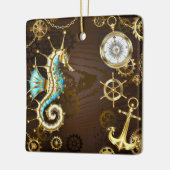 Holzboden mit mechanischem Seepferd Keramikornament (Links)