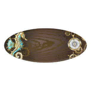 Holzboden mit mechanischem Seepferd Namenschild