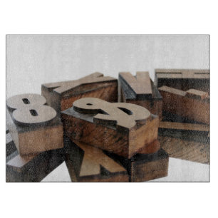 Holzbriefe Schneidebrett