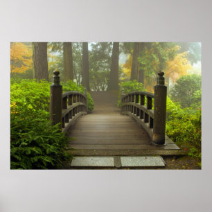 Holzbrücke im japanischen Gartenposter Poster