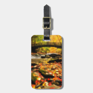 Hölzerne Brücke und Nebenfluss im Fall Gepäckanhänger