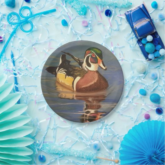 Hölzerne Ente auf Wasser-Pappteller Pappteller (Party)
