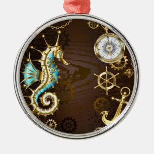 Hölzerner Hintergrund mit mechanischem Seepferd Ornament Aus Metall