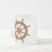 Hölzerner Schiffs-Helm Mattglastasse (Vorderseite Links)