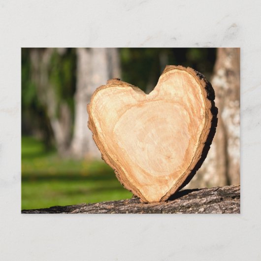 hölzernes Herz Postkarte (Vorderseite)