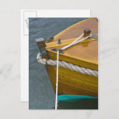 Hölzernes Segelboot im Wasser Postkarte (Vorne/Hinten)