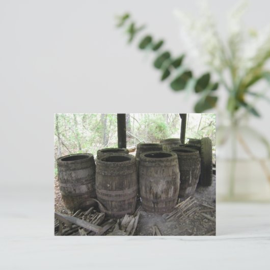 Holzfässer aus antikem Terpentin Postkarte (Stehend Vorderseite)