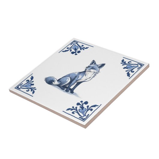 Holzfuchs mit blau-weißen Ecken Fliese (Seite)