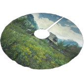 Holzhaus, Berglandschaft. Polyester Weihnachtsbaumdecke (Schrägansicht)