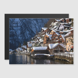 Holzhäuser am See in Hallstatt, Österreich Magneteinladung