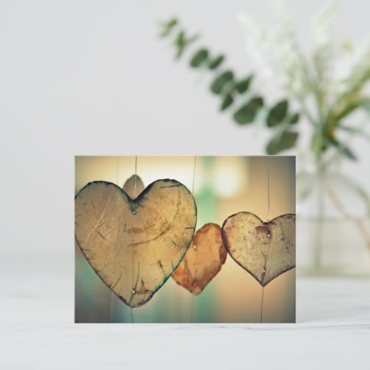 Holzherzen Postkarte (Stehend Vorderseite)