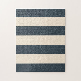 Holzkohle und antike weiße Streifen Puzzle