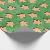 Holzofenspielelemente auf Grün Geschenkpapier (Ecke)